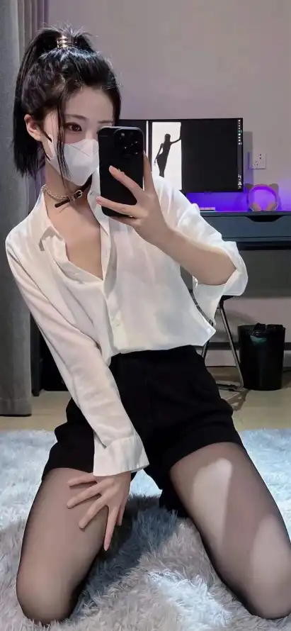 秋霞色欲高清五月婷婷三区深度测评：画质与内容双升级